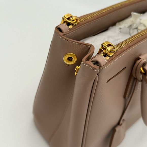 Prada Saffiano Leather Medium Galleria Crossbody - Picture 9 of 17